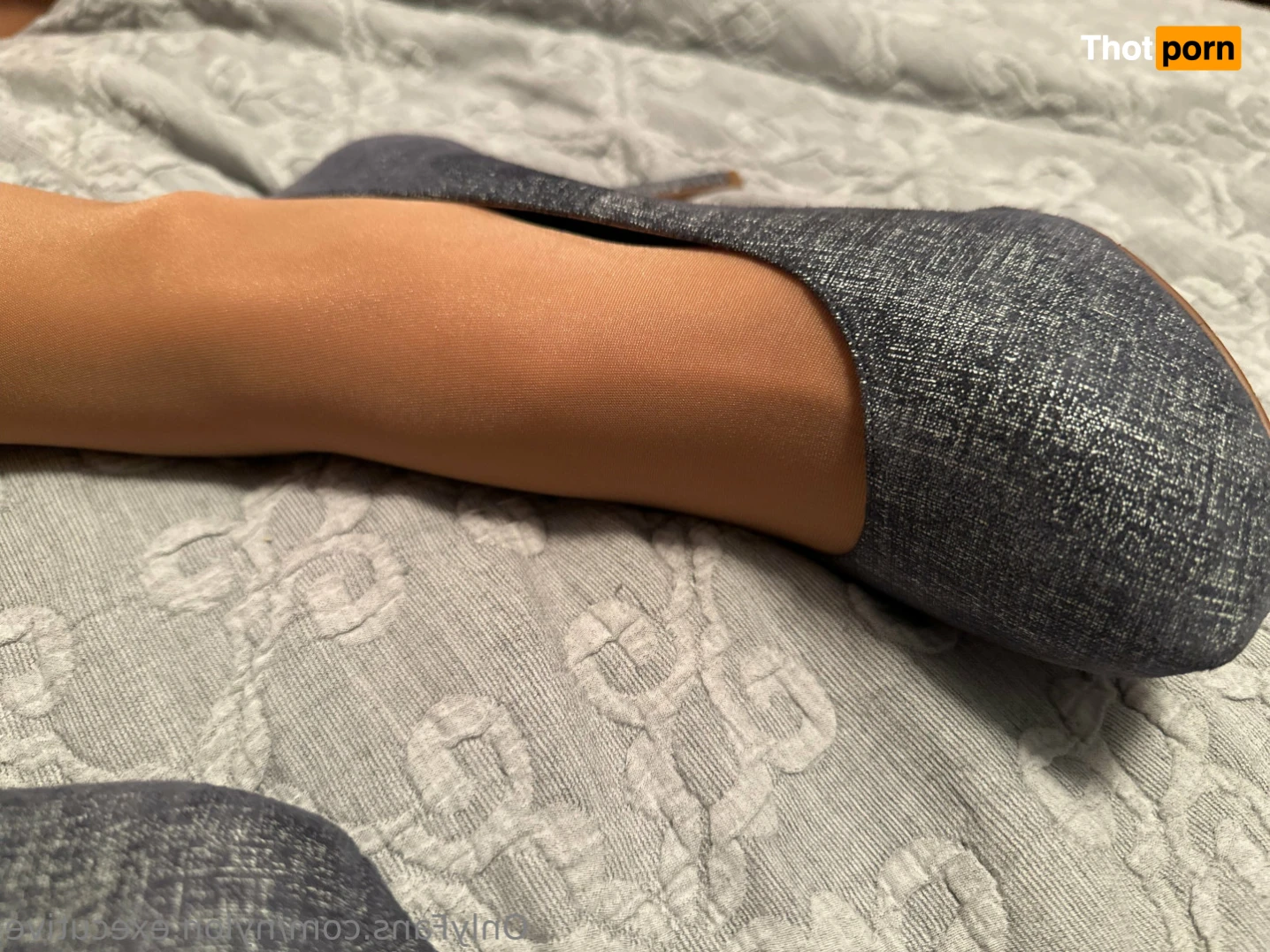 Nylon.Executive 15688342