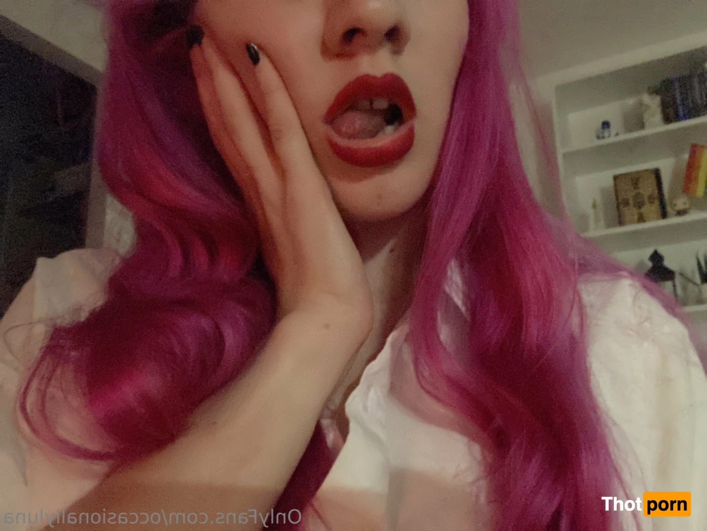 Luna Lovender 15656930