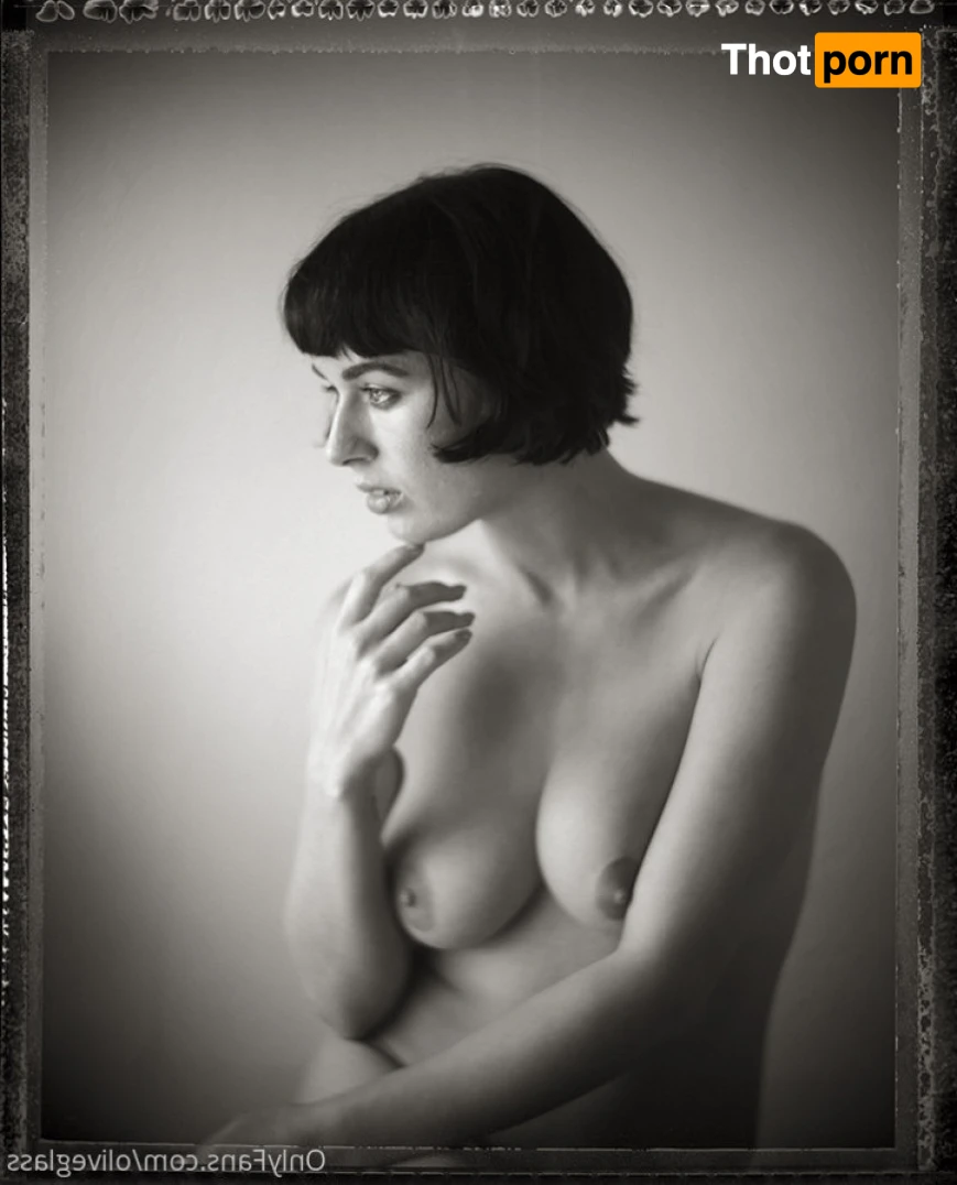 Olive Glass 15572930