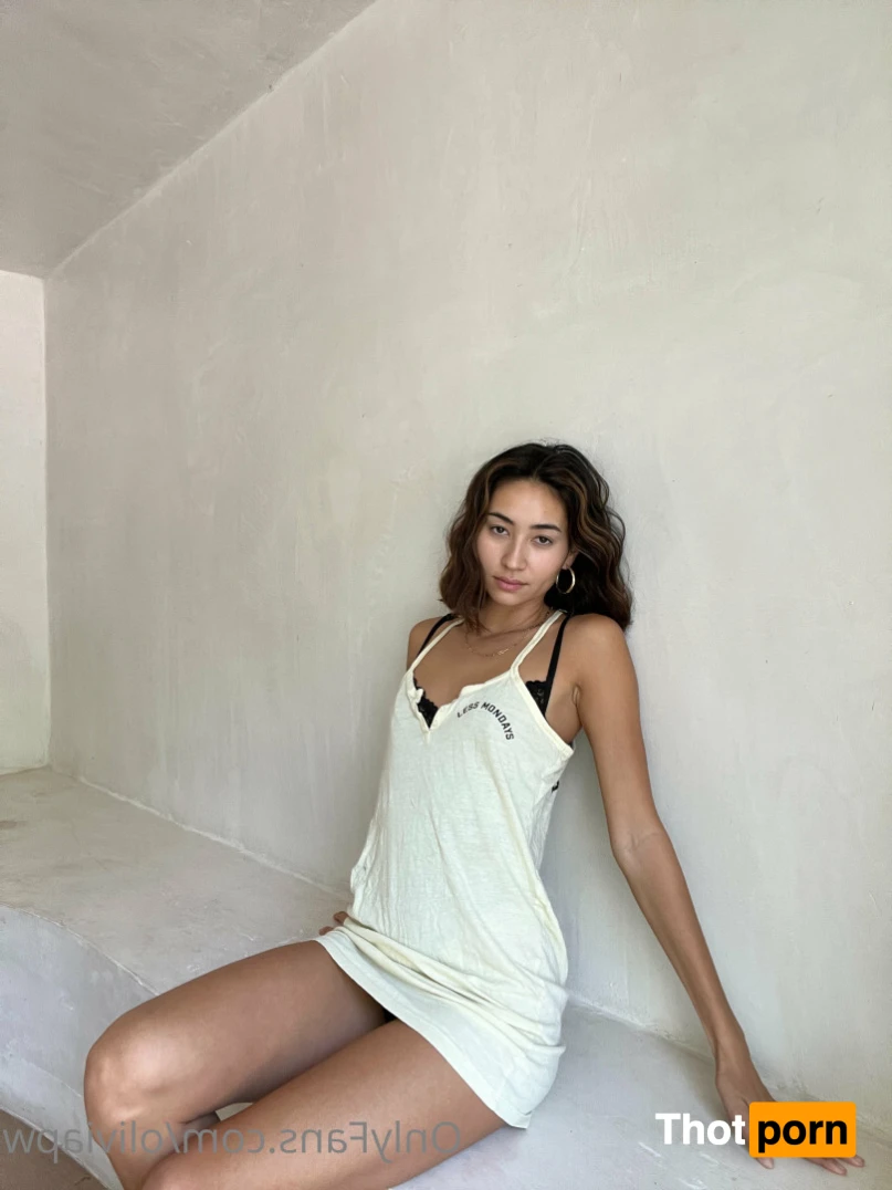 olivia pascale 15519102