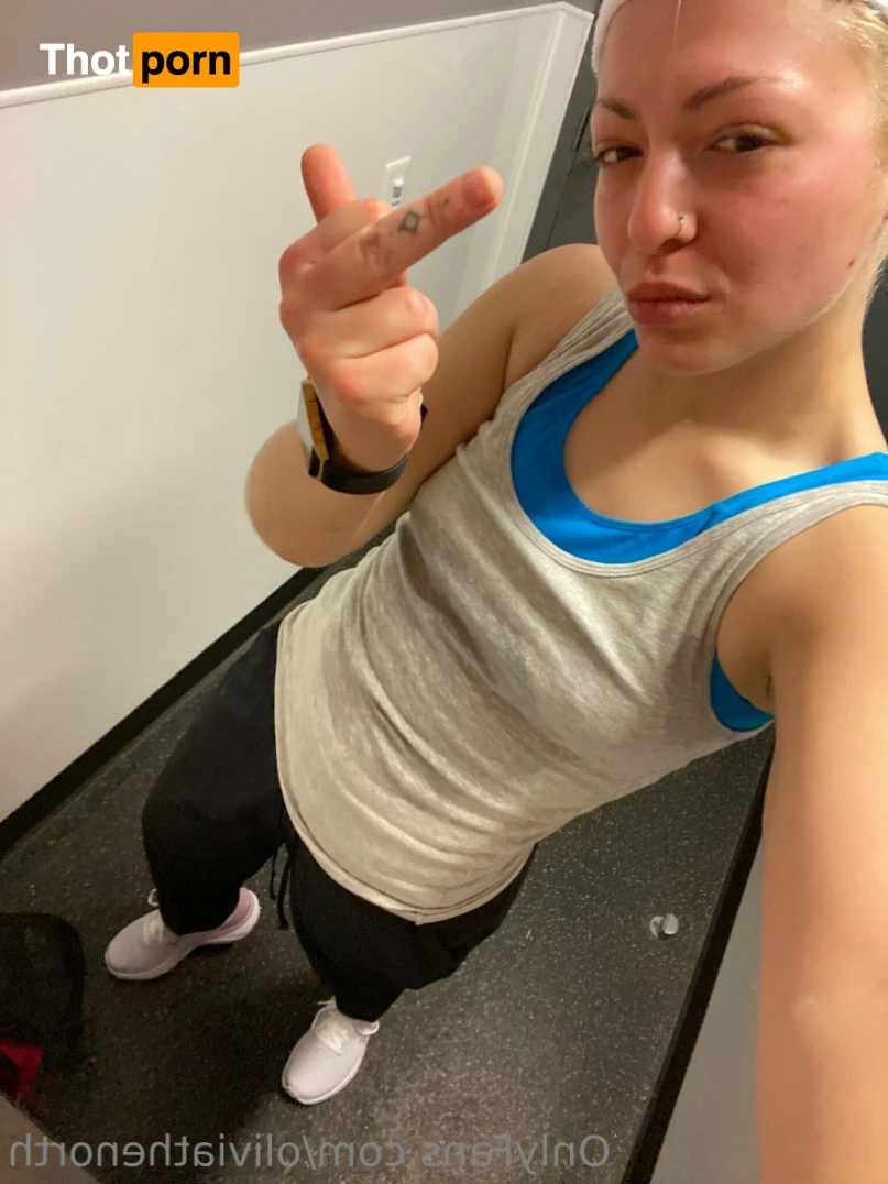 Olivia 👑 15518858