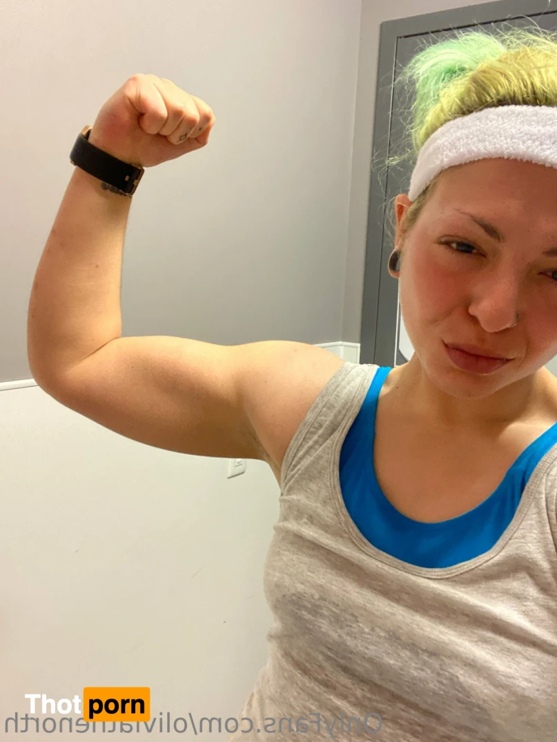 Olivia 👑 15518883