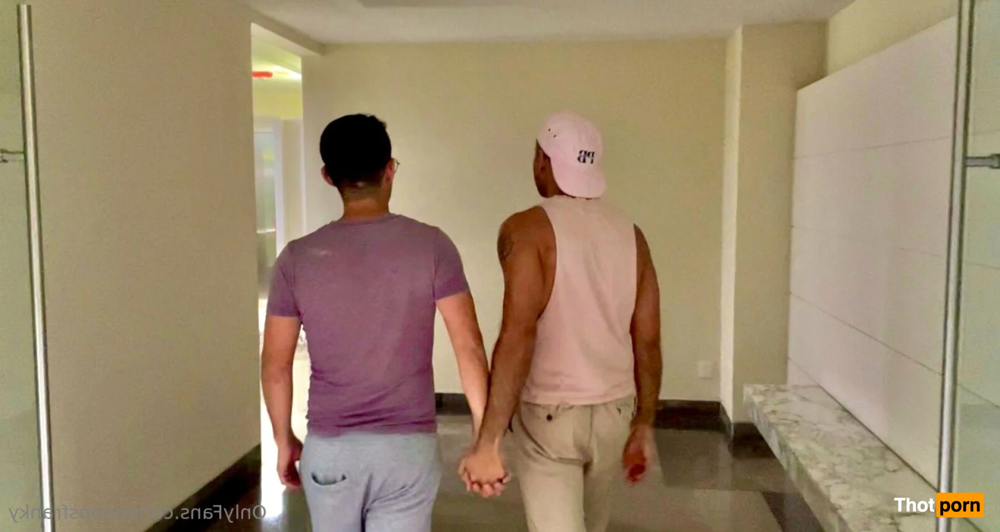 Franky Boy, el chico de los lentes 👓 15359499