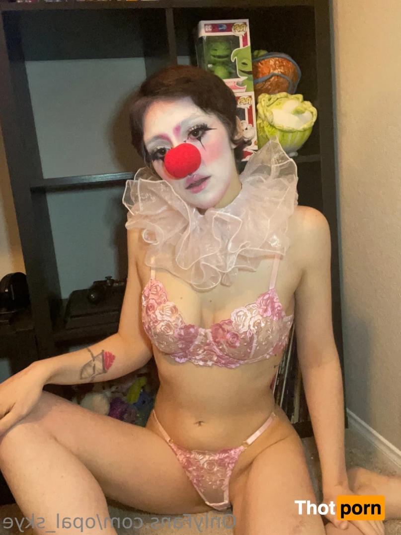 Tayler Opal 15355298