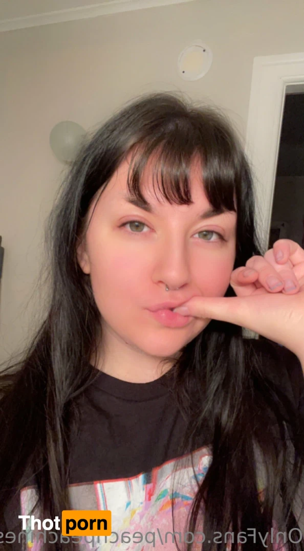 angxlic peach 14999454