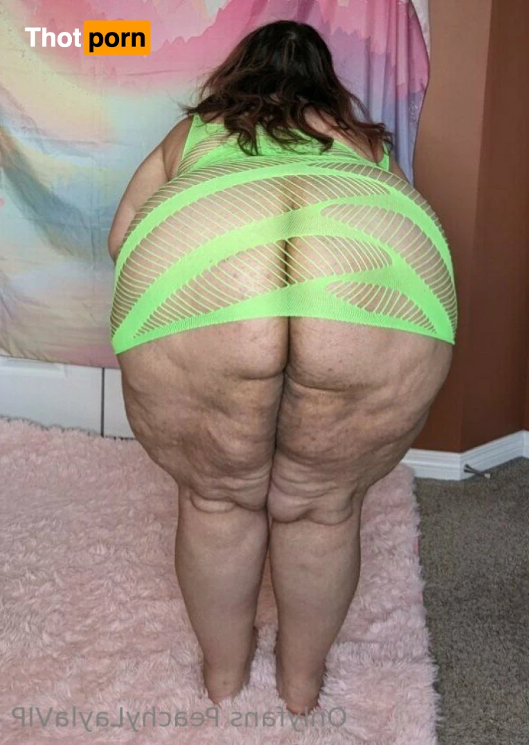 PeachyLayla 14996697