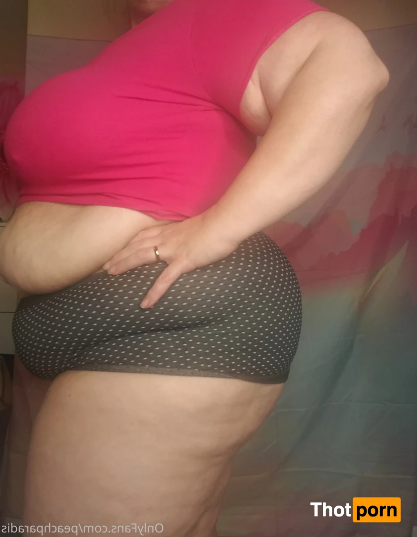 PeachyLayla 14996863