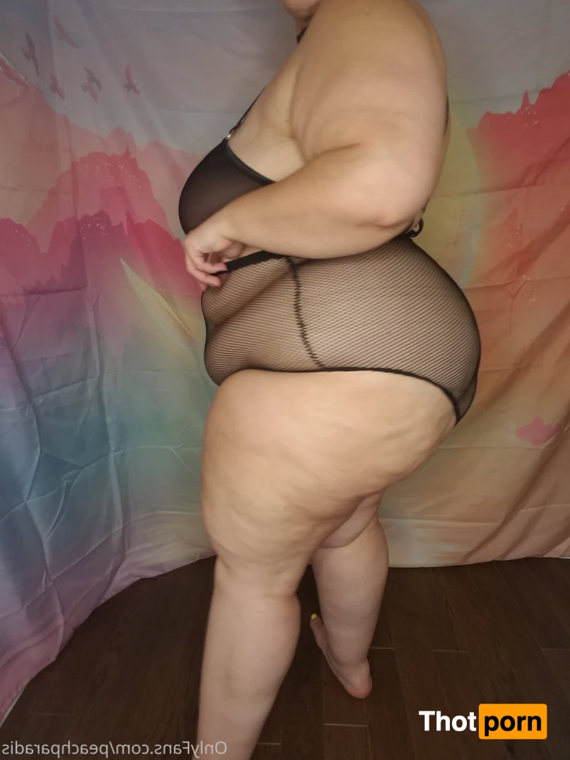 PeachyLayla 14996947