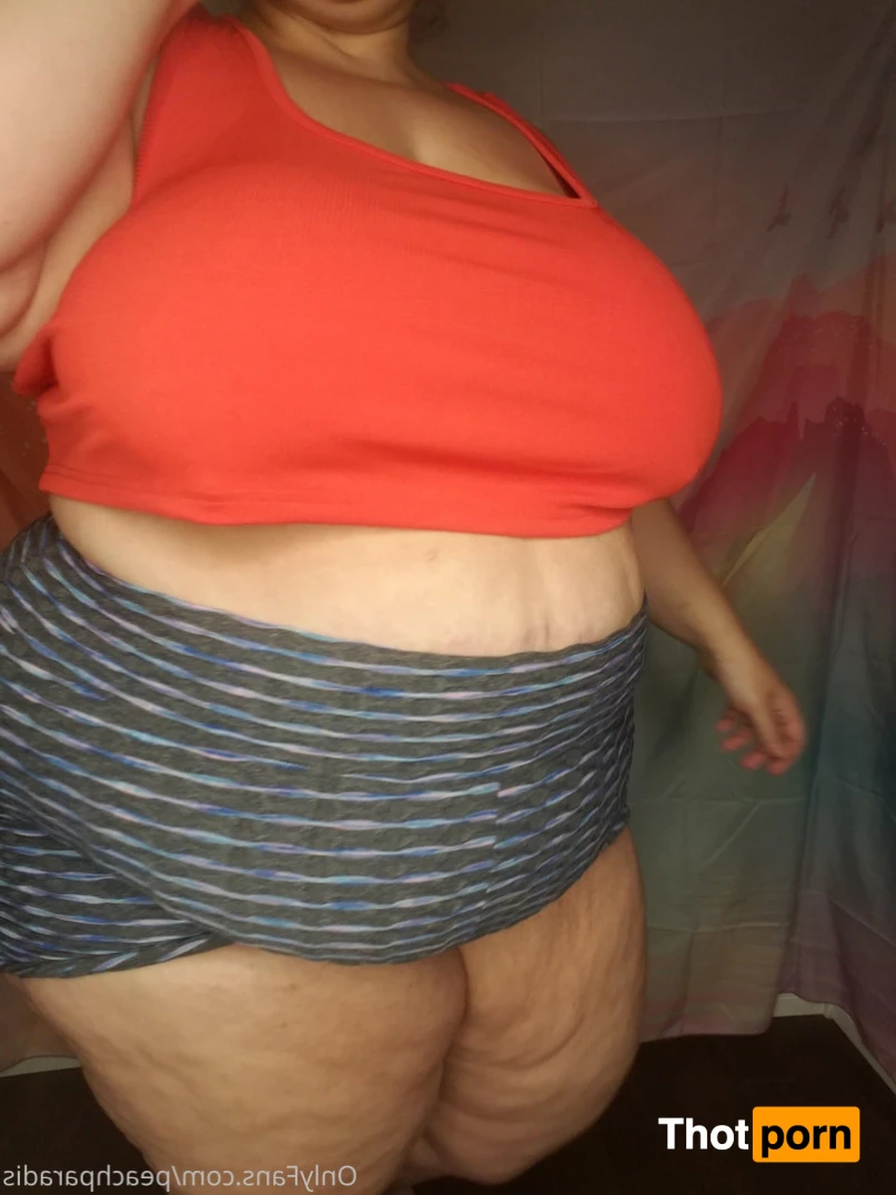 PeachyLayla 14997325