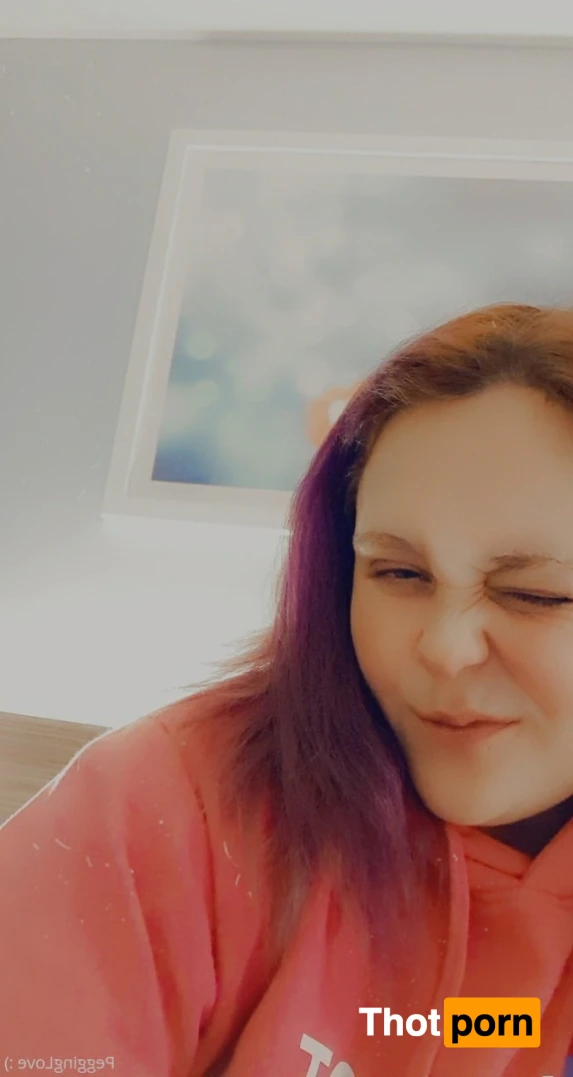 Pegging Love 14991610