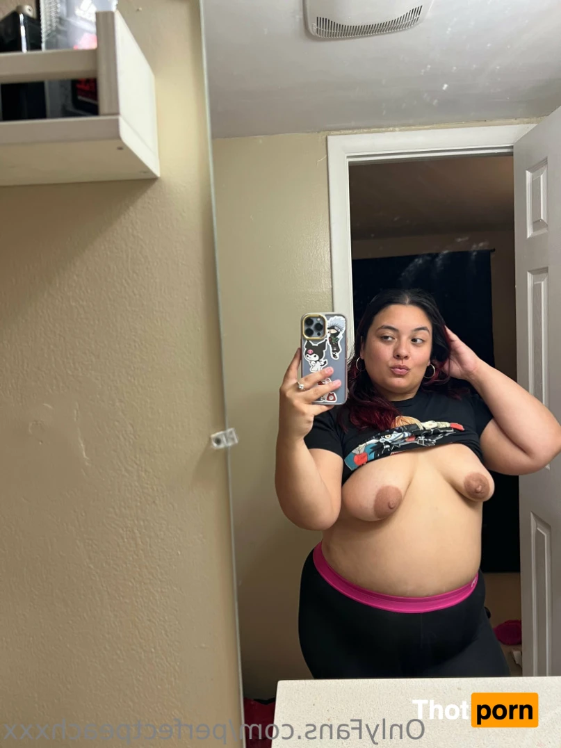 ✨Thee Fat Princess ✨ 14965873