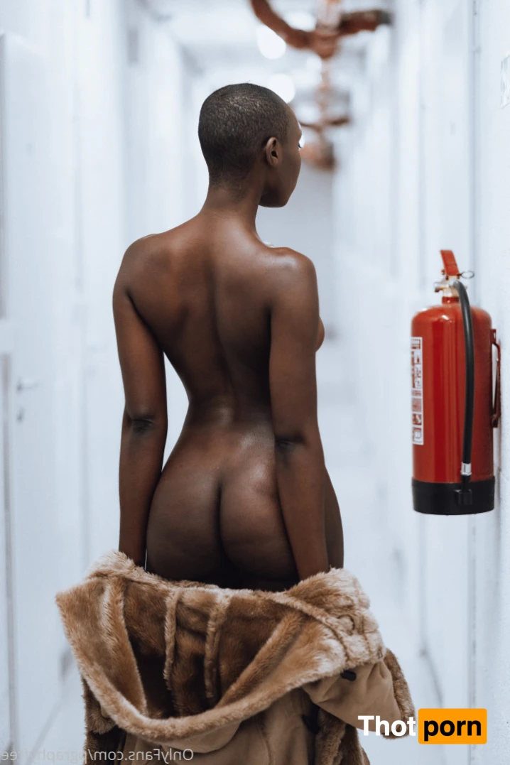 PgraphyFREE 14956766