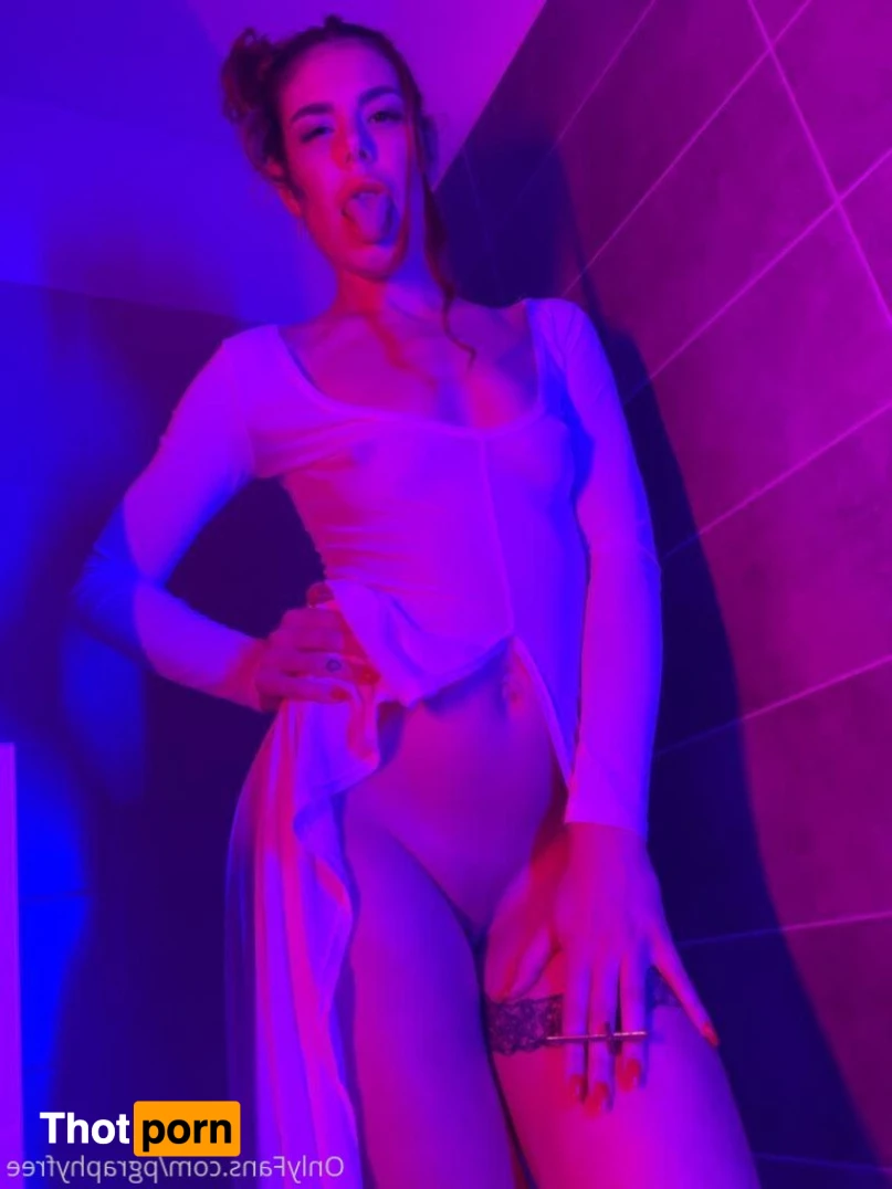 PgraphyFREE 14957559