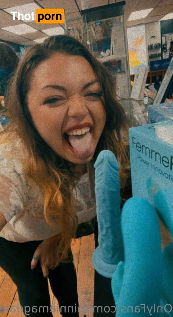 Pickles the Clown 🤡 14946529