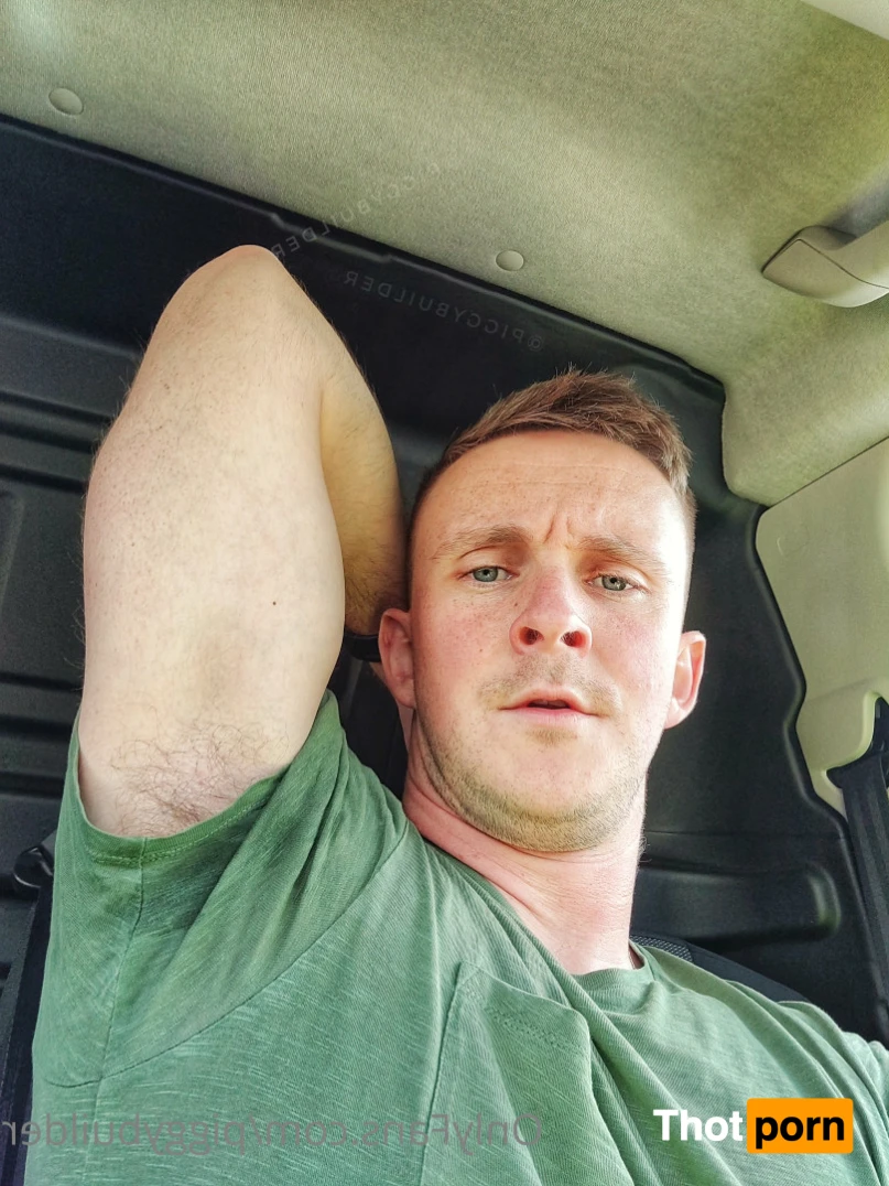 PiggyBuilder 14939440