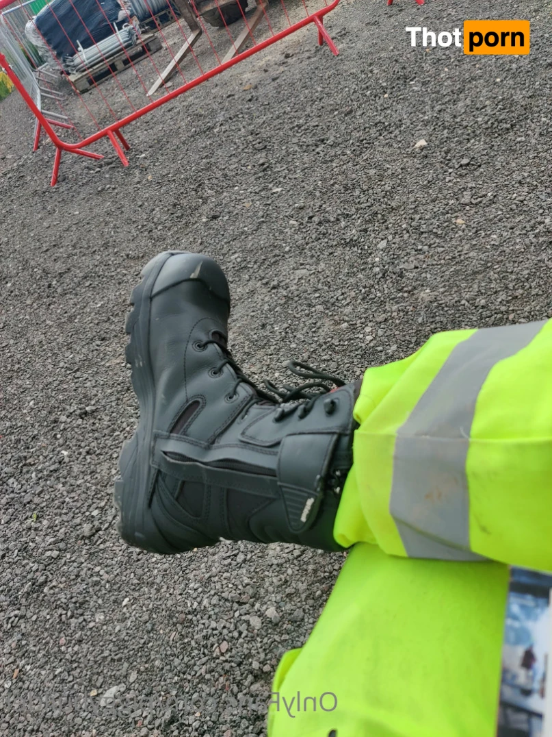 PiggyBuilder 14939905