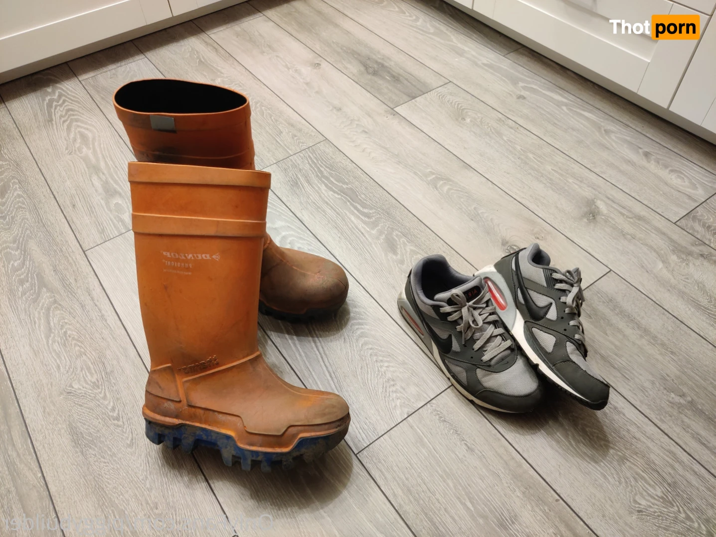 PiggyBuilder 14940070