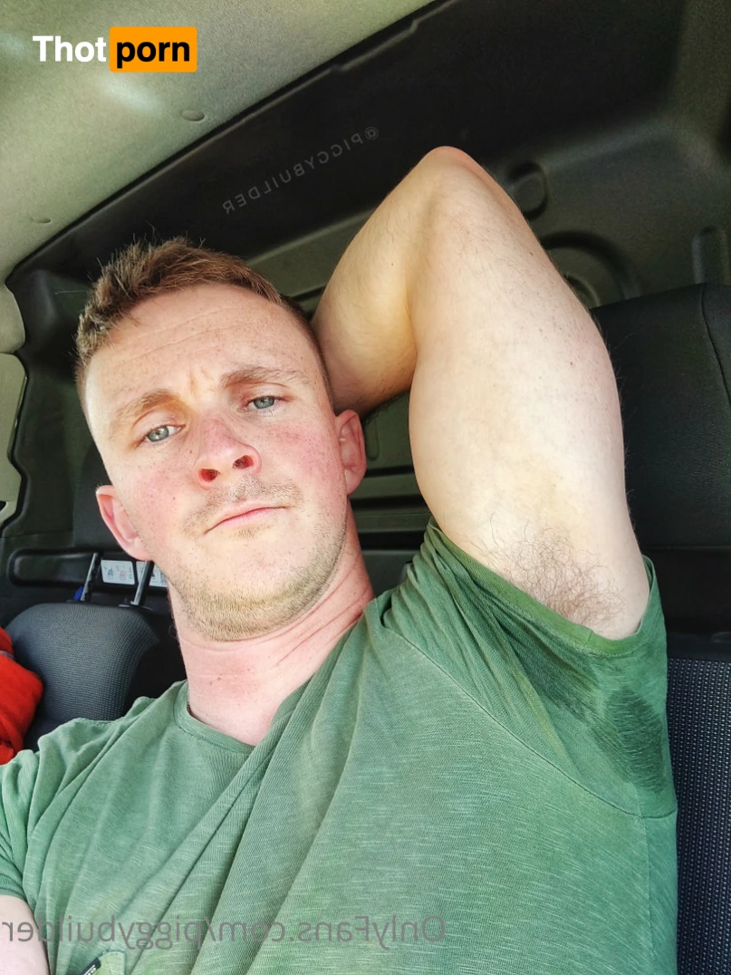 PiggyBuilder 14940266