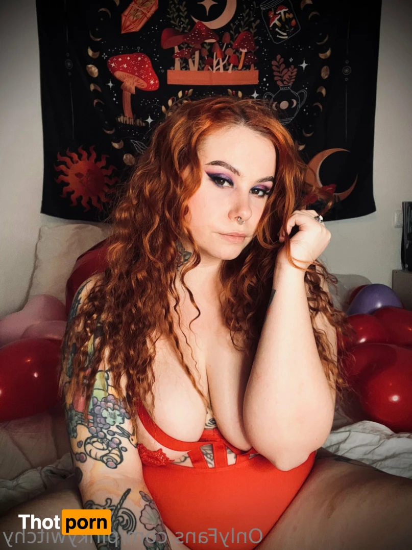 Pinky_Witchy 14806957