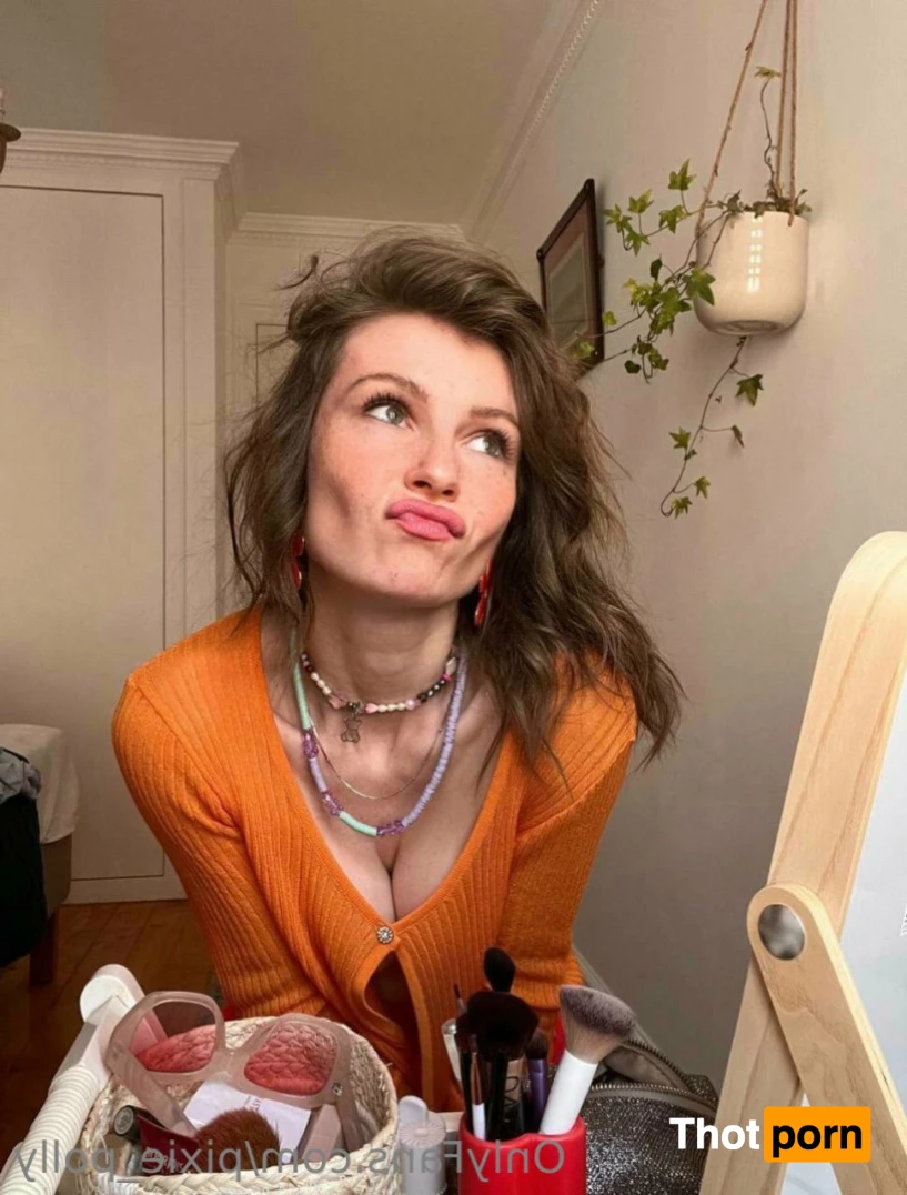 Polly🧚💜 14799993