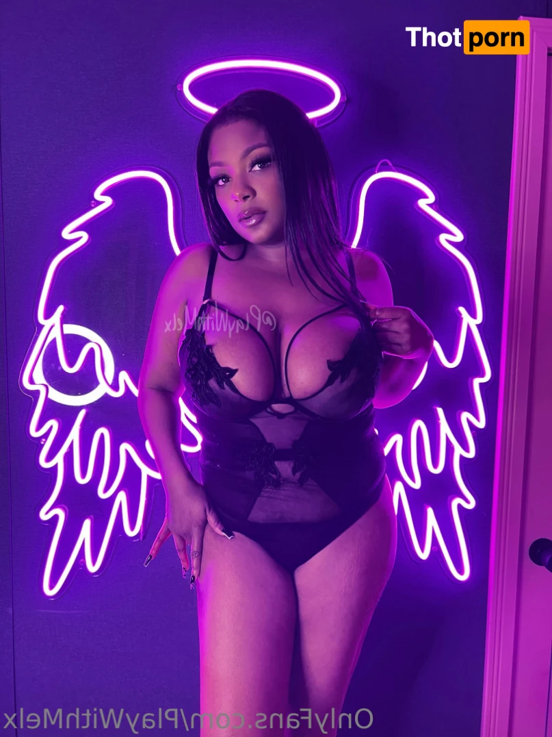 𝐇𝐎𝐑𝐍𝐘 𝐄𝐁𝐎𝐍𝐘 😮‍💨😈 14724383