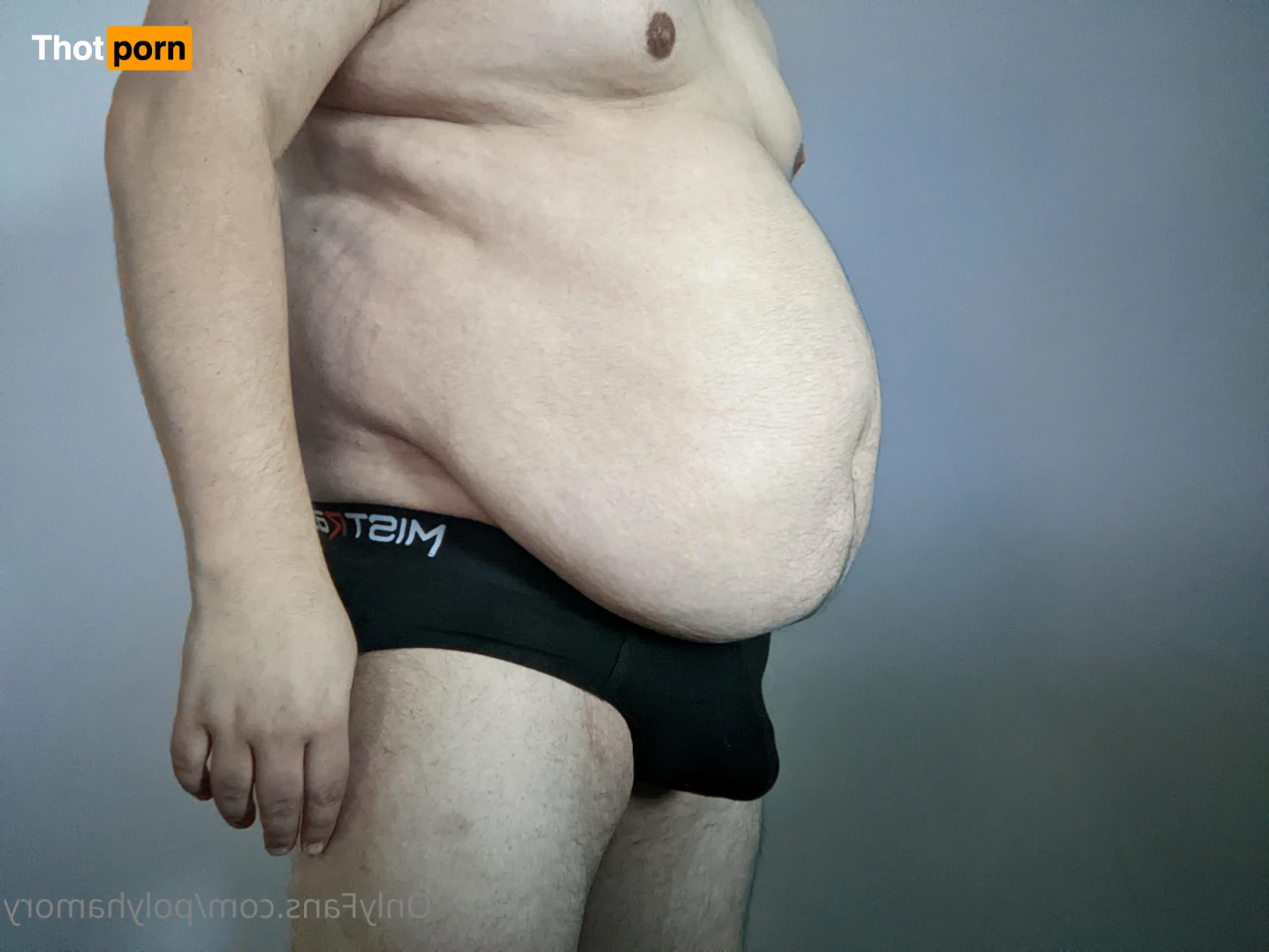 polyhamorous 14675886