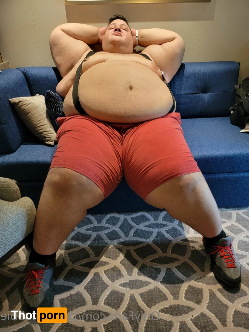 Two Fat Guys In Love 🥰 🐷 14649514