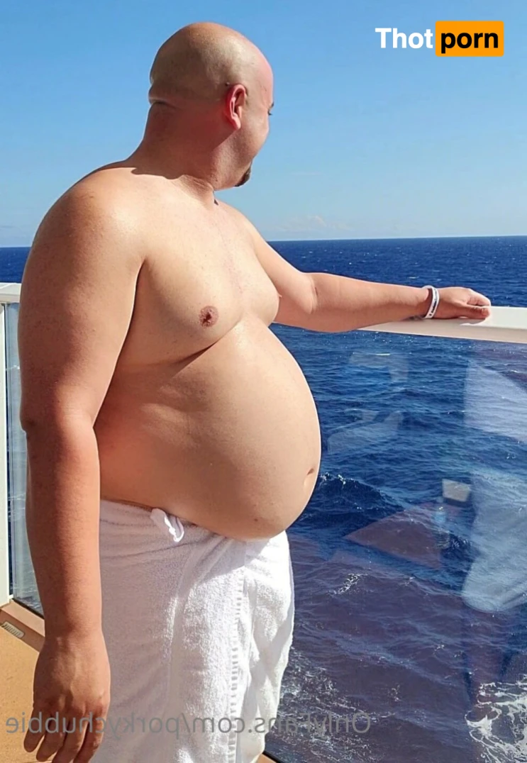 Two Fat Guys In Love 🥰 🐷 14649658