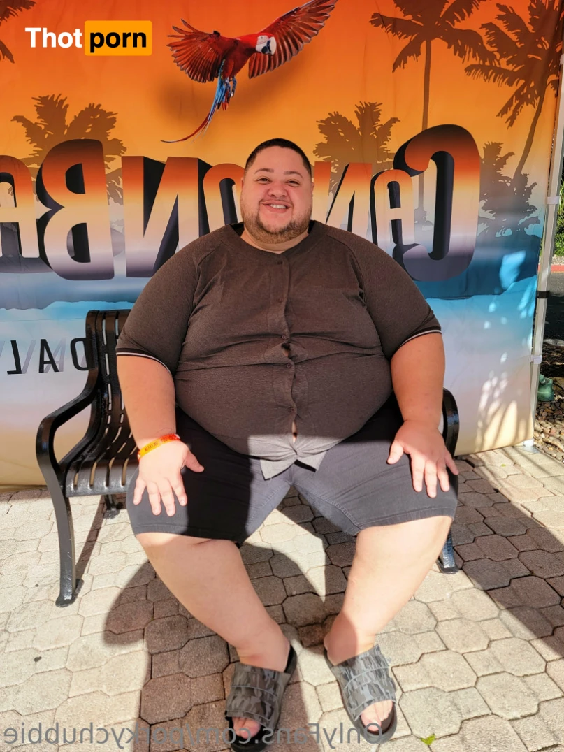 Two Fat Guys In Love 🥰 🐷 14650388