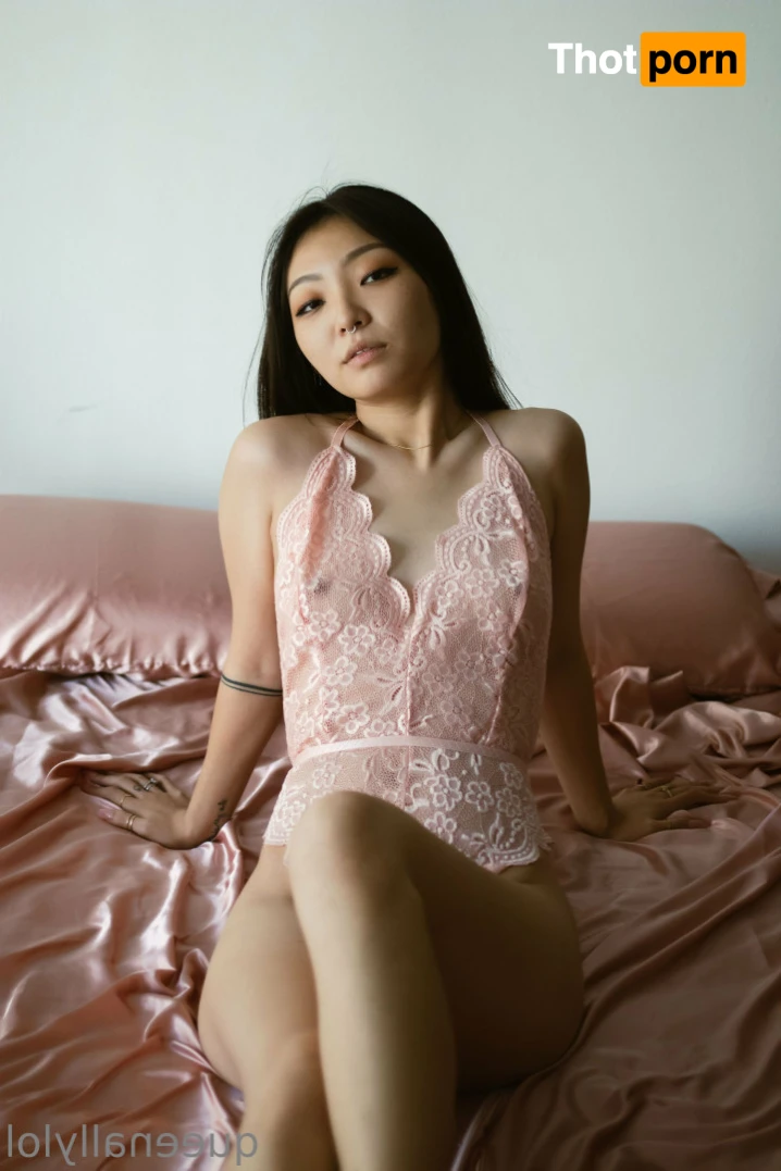 queen allyson 👑 14250057