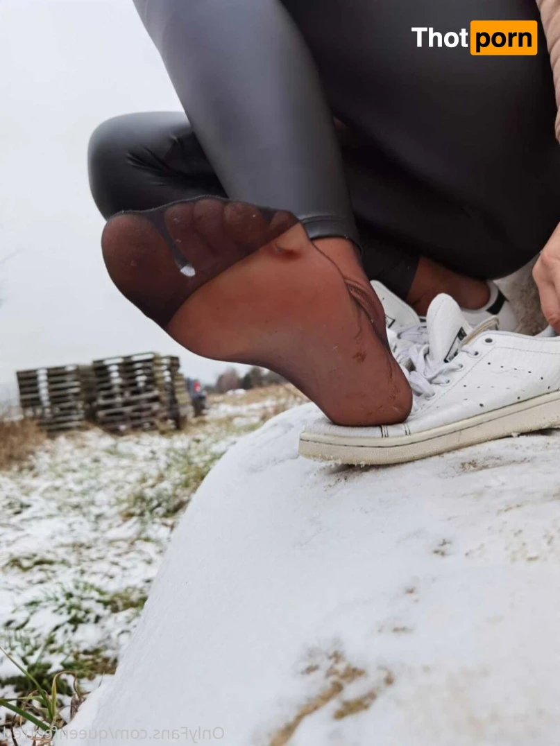 Queenfeetred 14231202