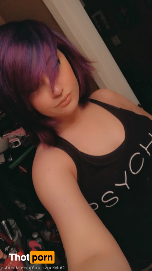 QueenSheridan 14115335