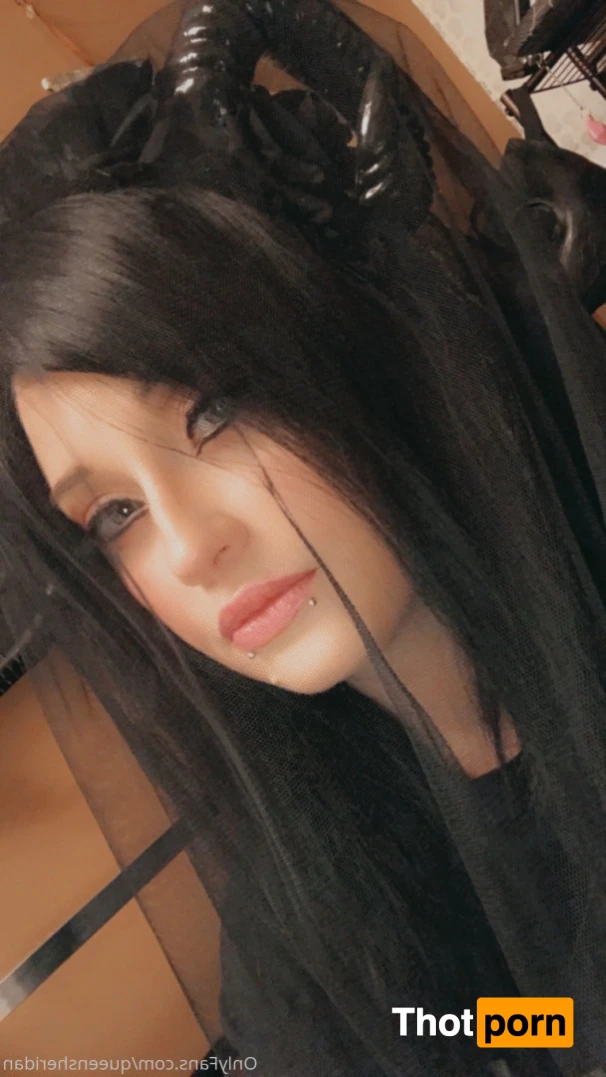 QueenSheridan 14115672