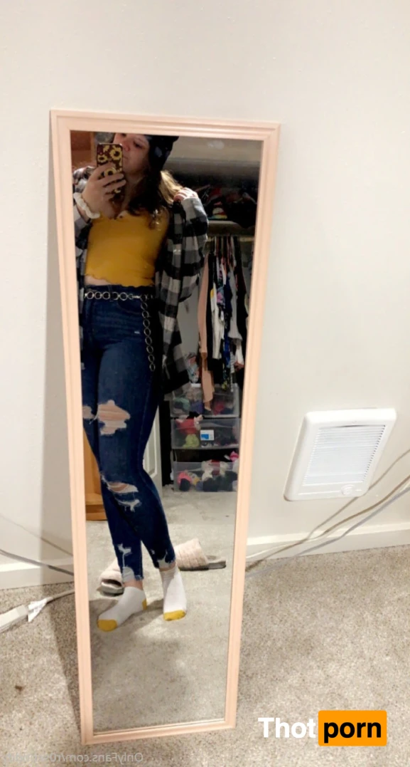 Rosebud 🌹 14081534