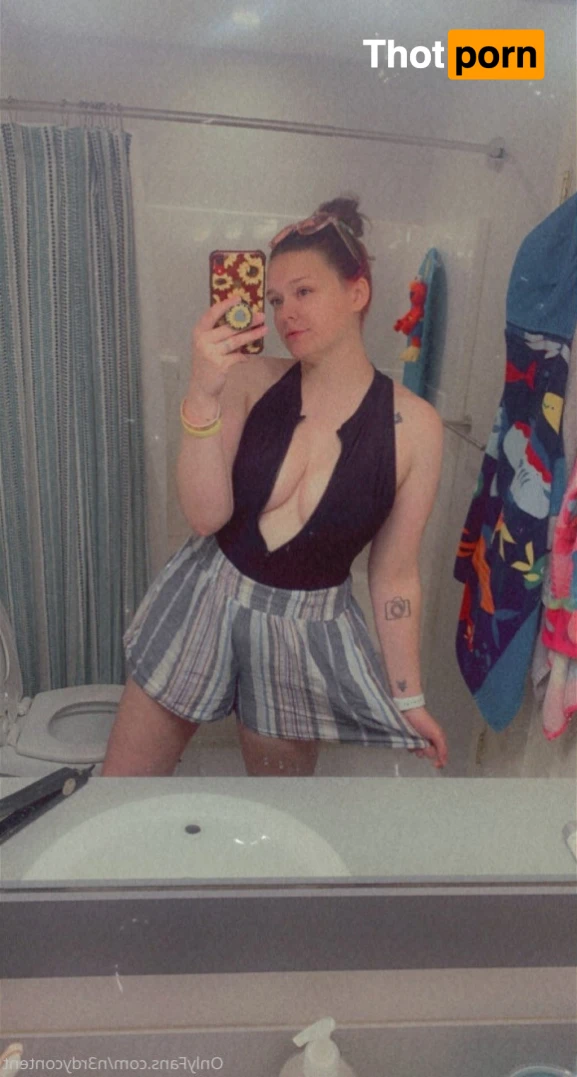 Rosebud 🌹 14081601