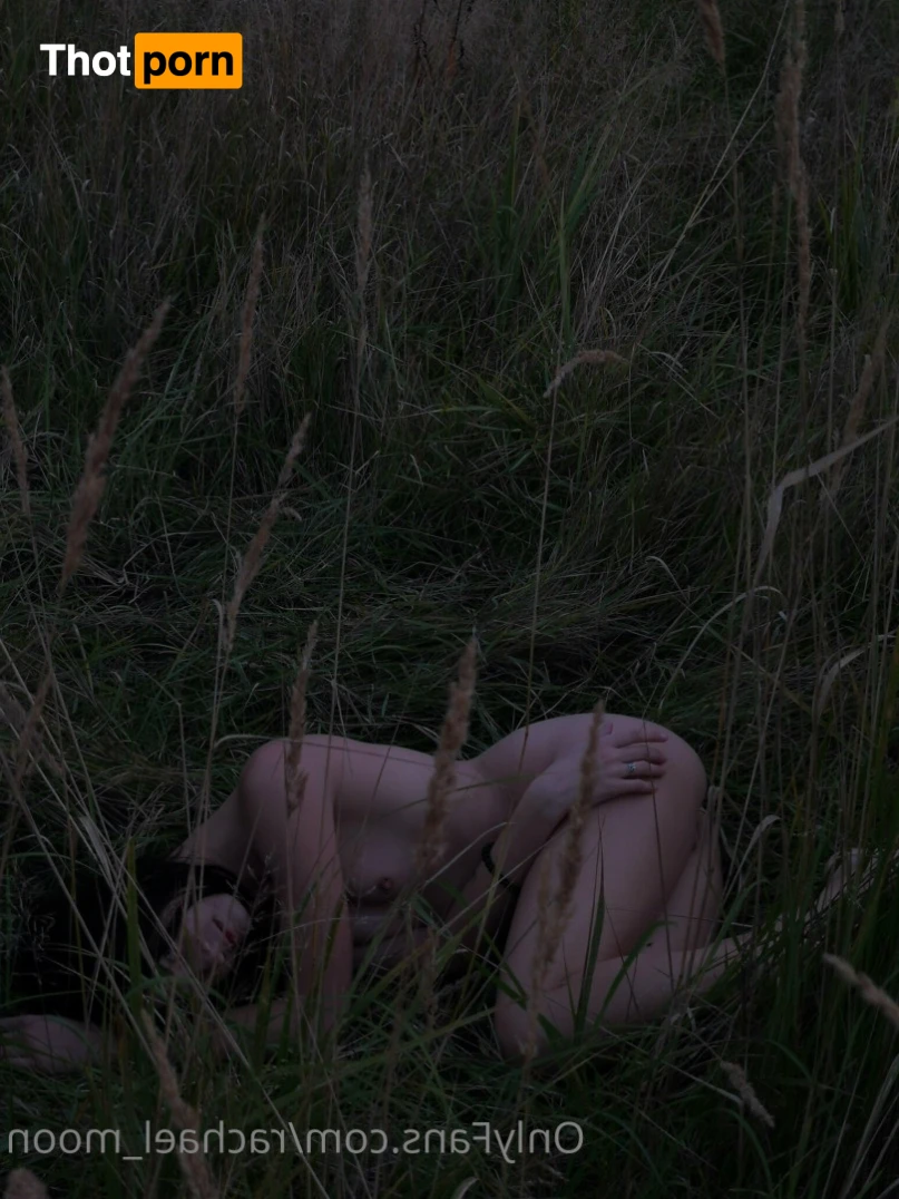 Rachael Moon 🌙 14075710