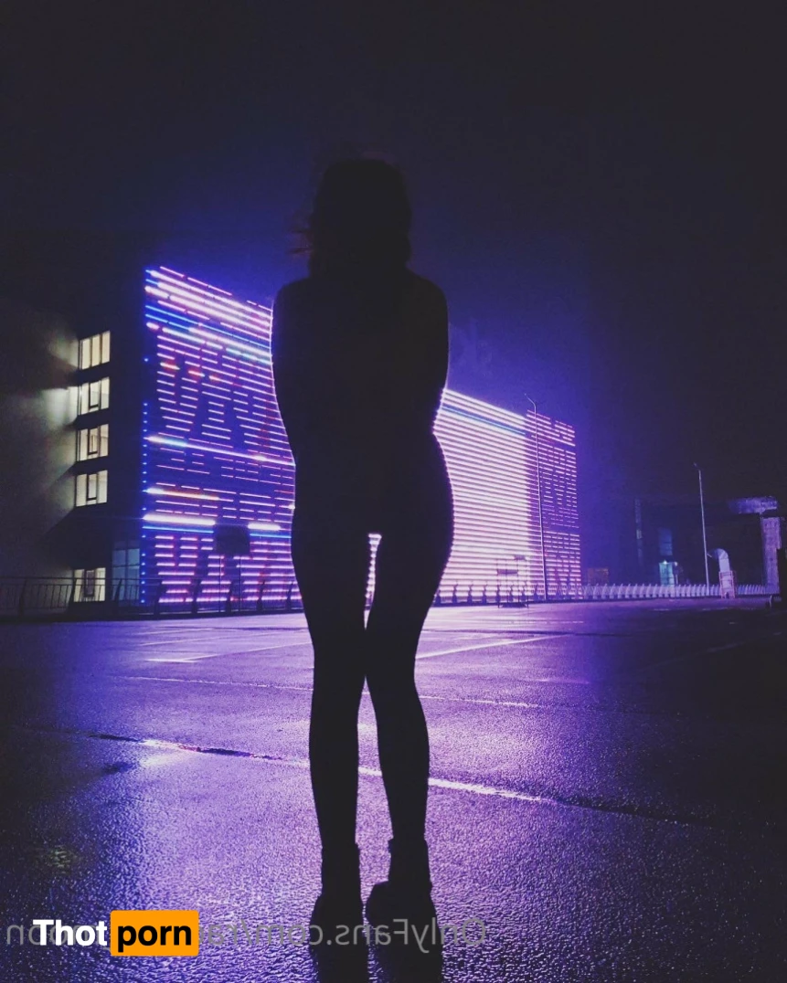 Rachael Moon 🌙 14075889