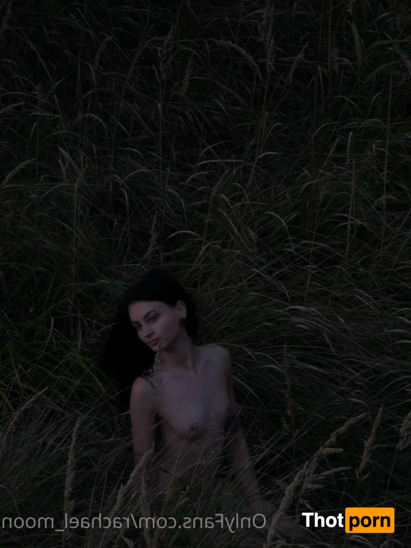 Rachael Moon 🌙 14076679