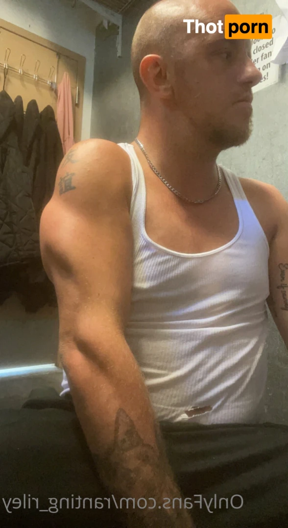 RantingRiley 13813920