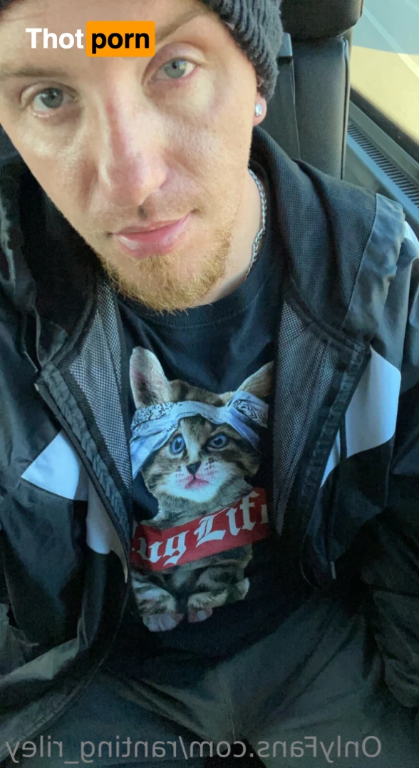 RantingRiley 13814353