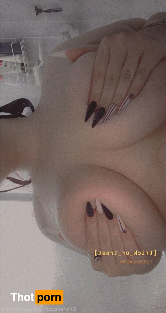 Raven Minxxx 13748138