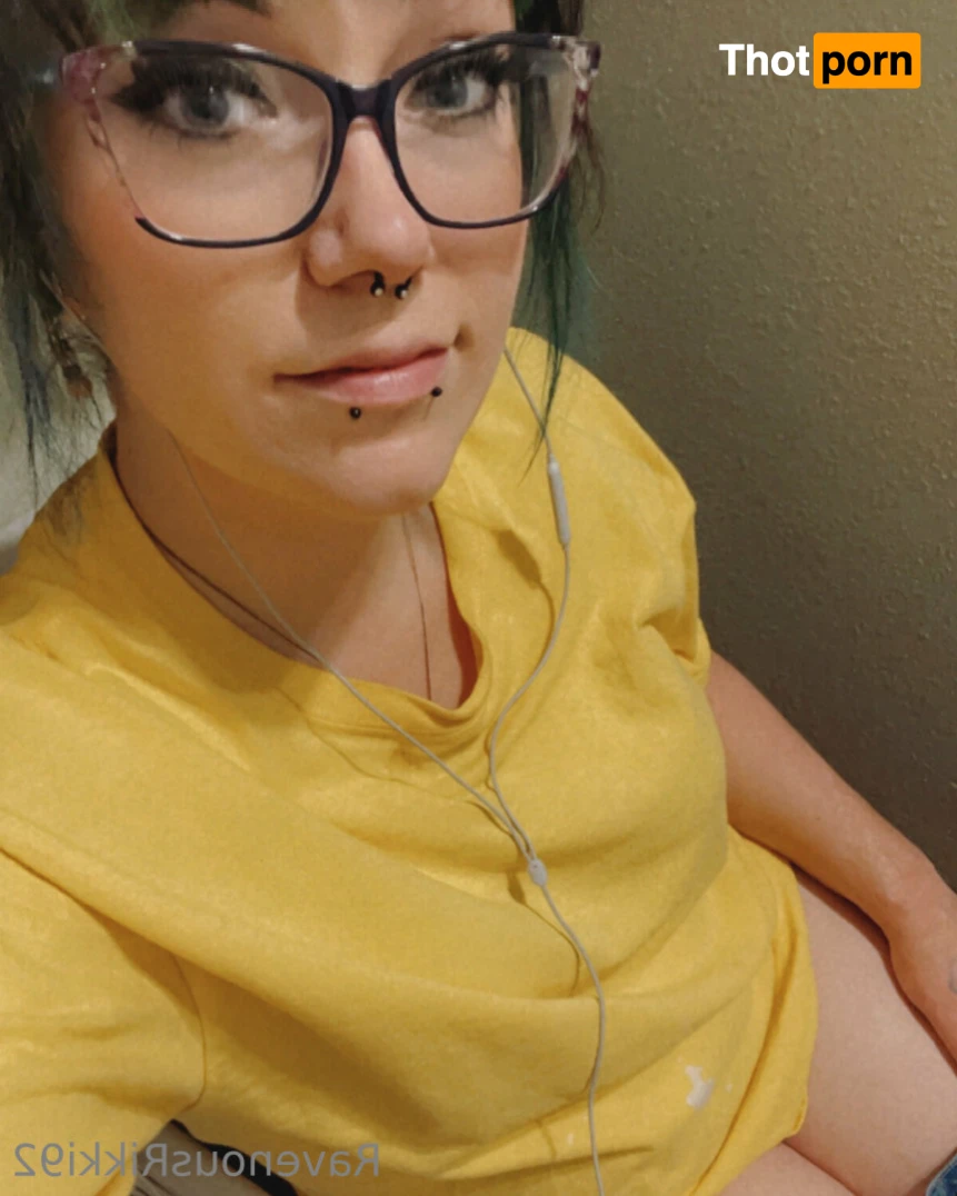 RavenousRikki92 13747349