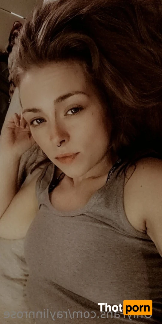 Raylinn Rose 13652259