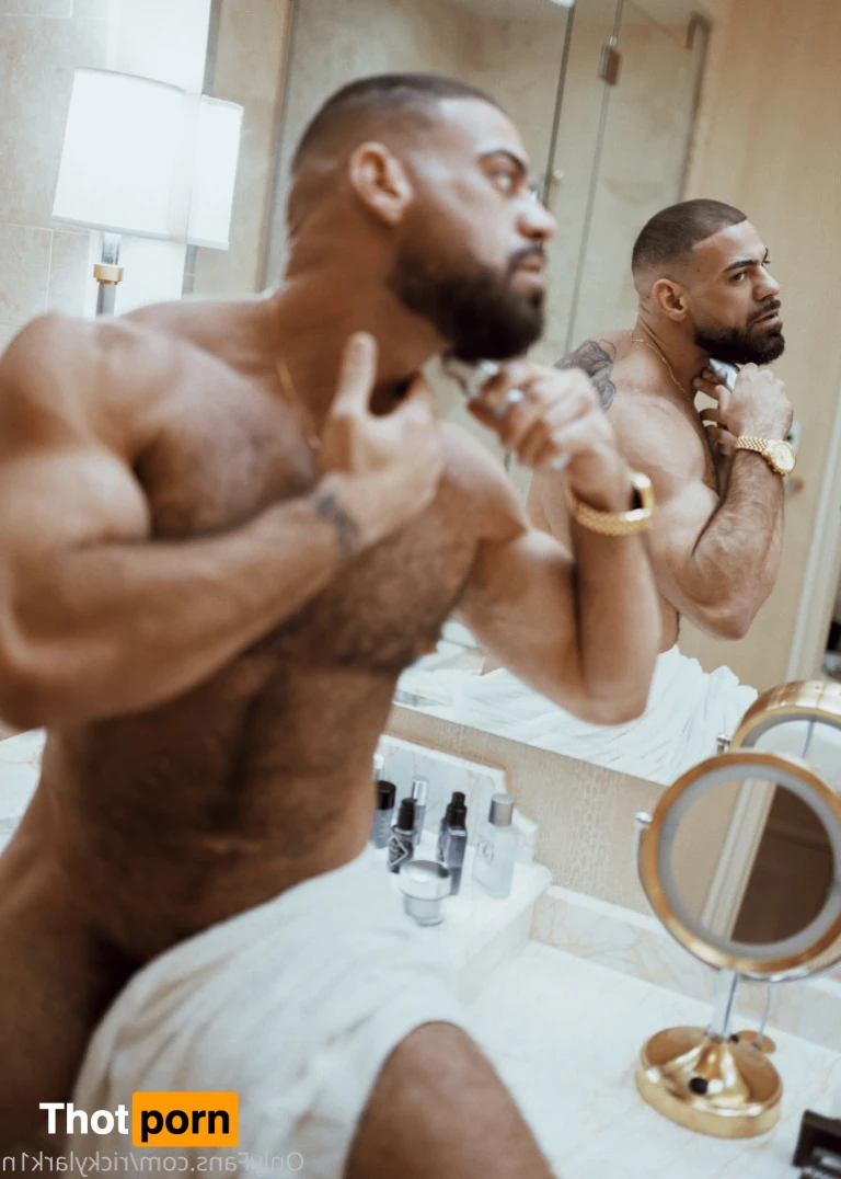 ricky larkin ♉️ 13448182