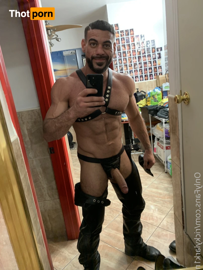 ricky larkin ♉️ 13449350