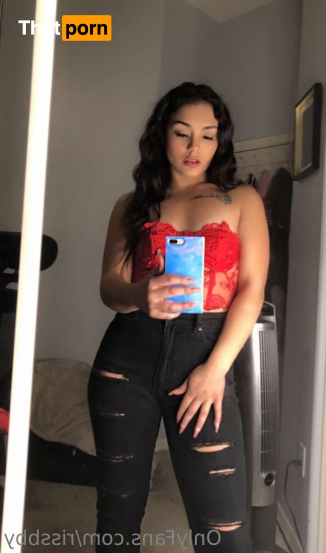 idontkissandtell 13322368