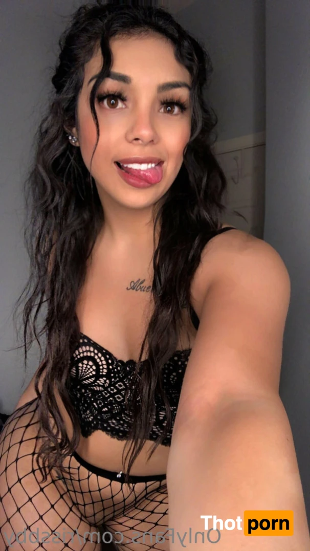 idontkissandtell 13322940