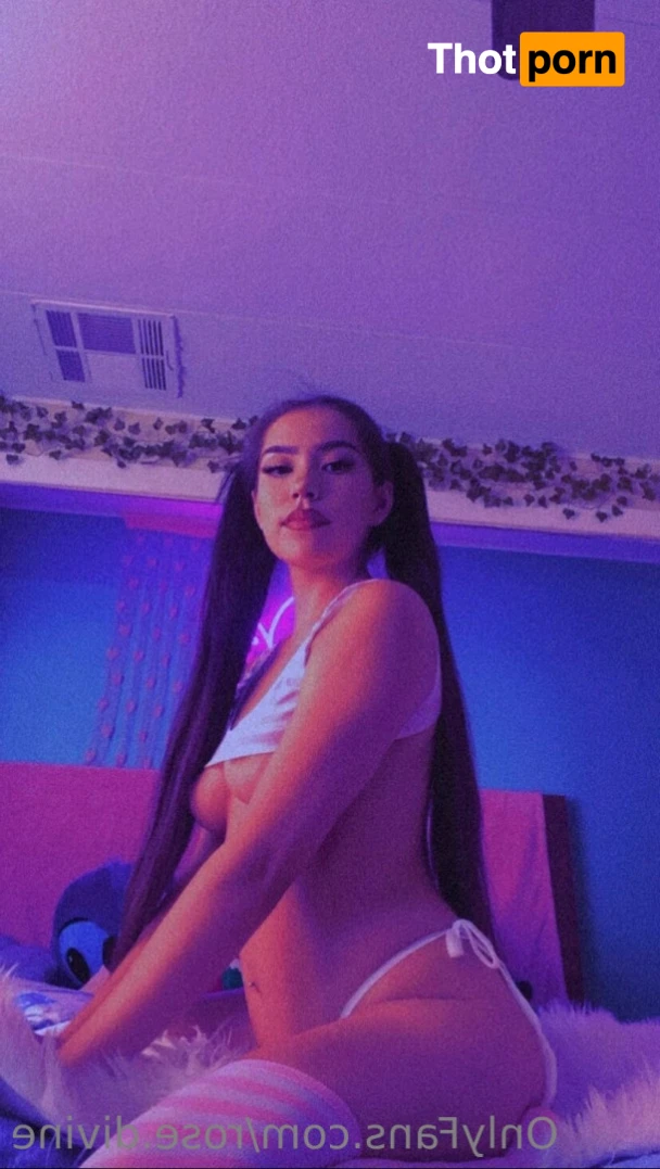 Rose Divine 10950674