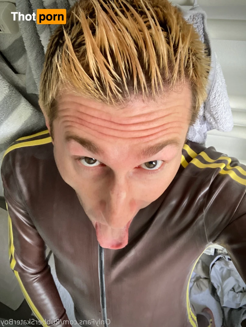 RubberSkaterBoy 12971643