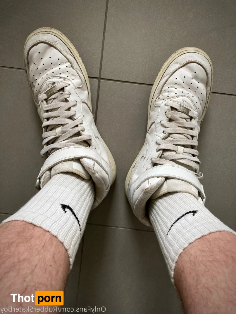 RubberSkaterBoy 12971715